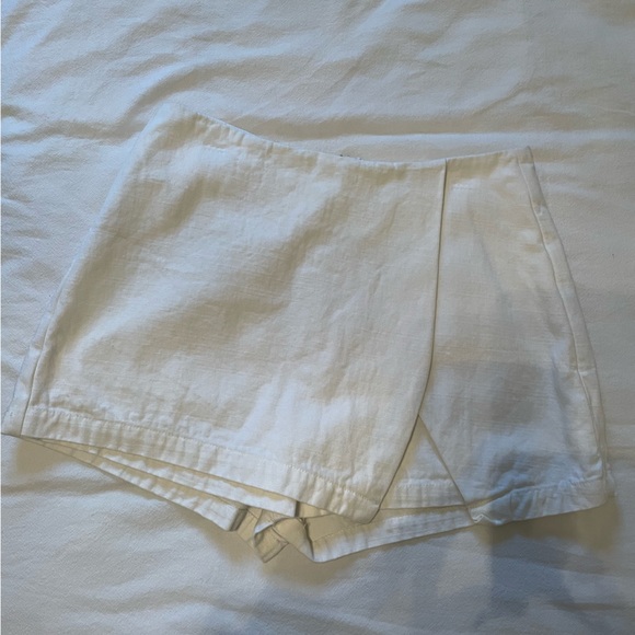 Skort - Picture 2 of 4